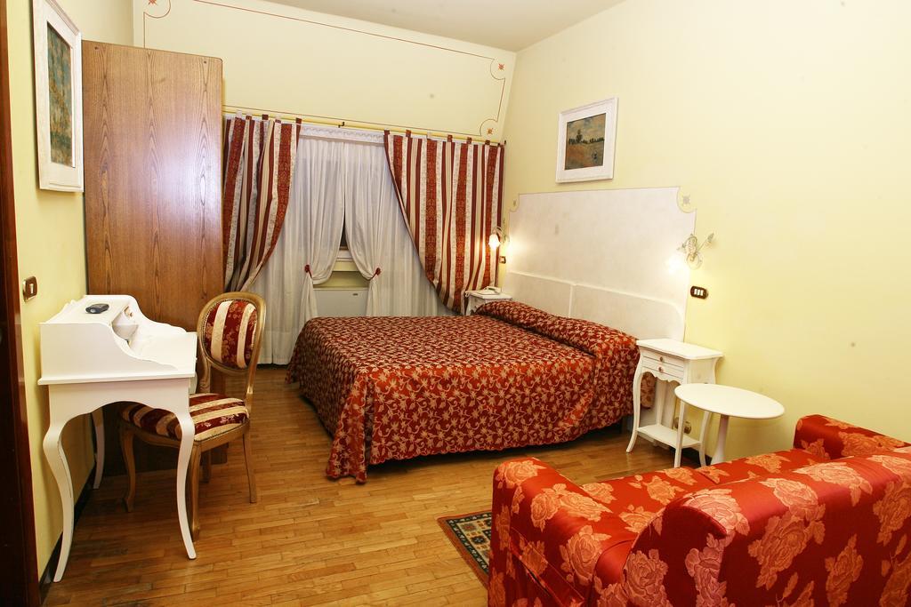 Ai Ronchi Motor Hotel Brescia Chambre photo