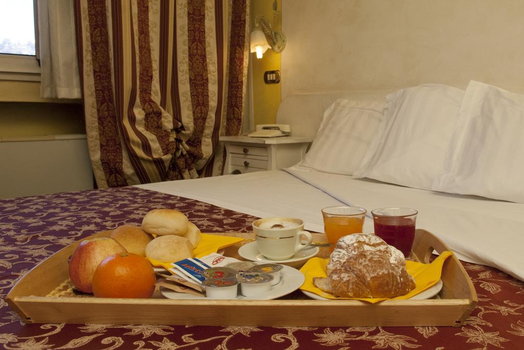 Ai Ronchi Motor Hotel Brescia Extérieur photo