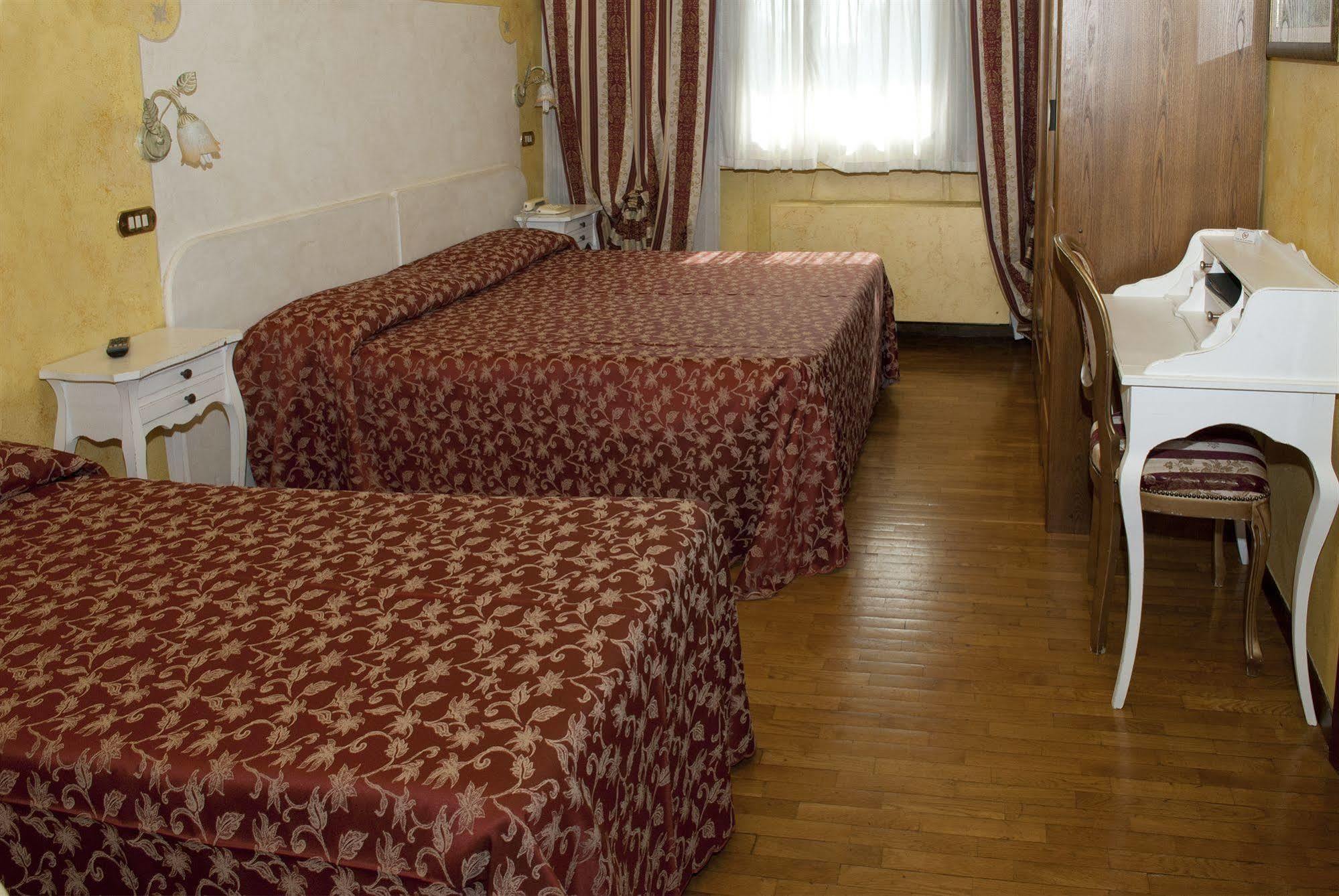 Ai Ronchi Motor Hotel Brescia Extérieur photo